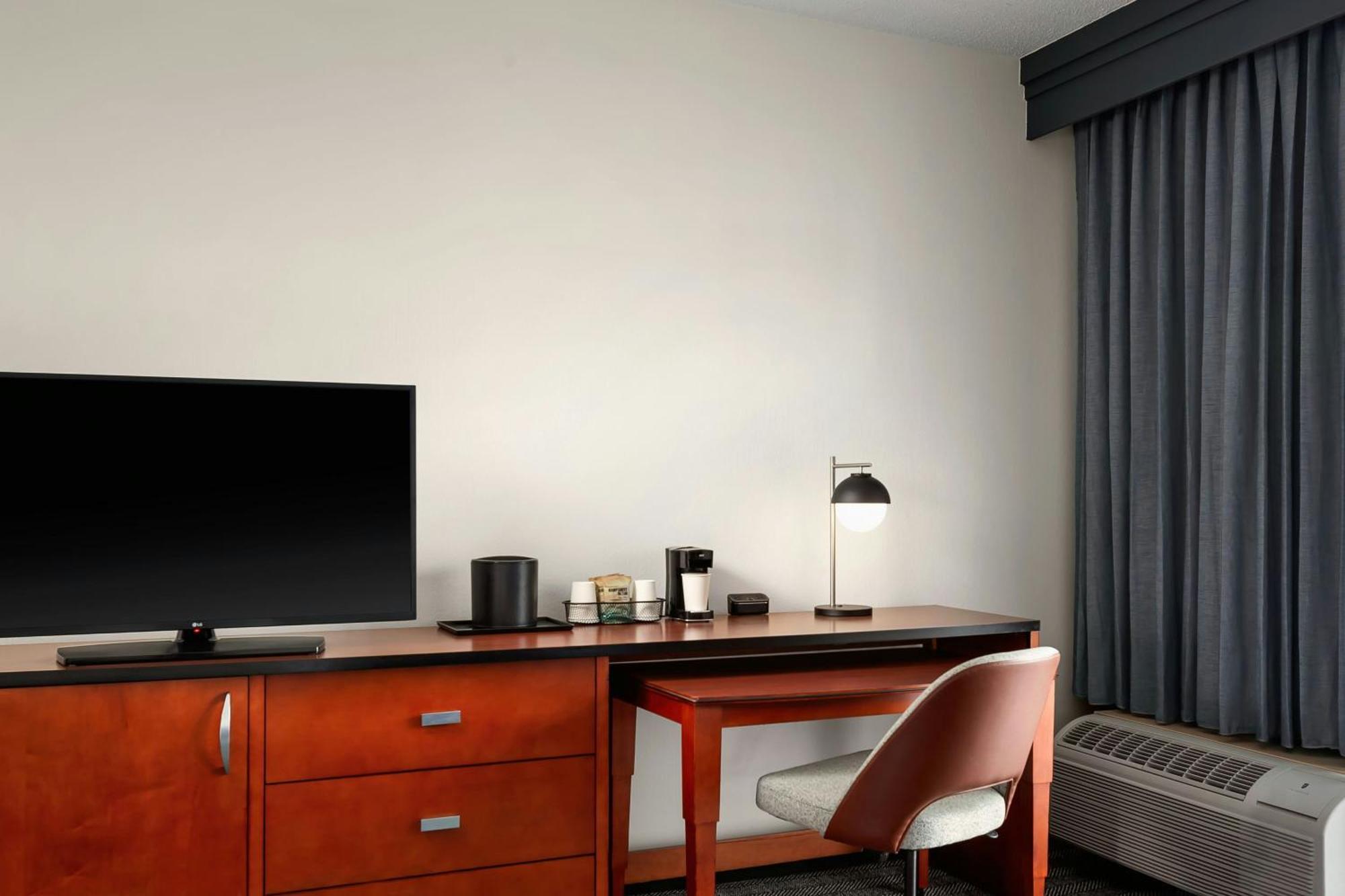 Courtyard By Marriott Minneapolis-St. Paul Airport Mendota Heights Exteriör bild