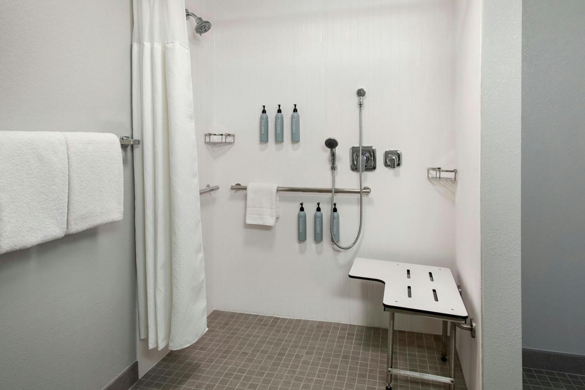 Courtyard By Marriott Minneapolis-St. Paul Airport Mendota Heights Exteriör bild