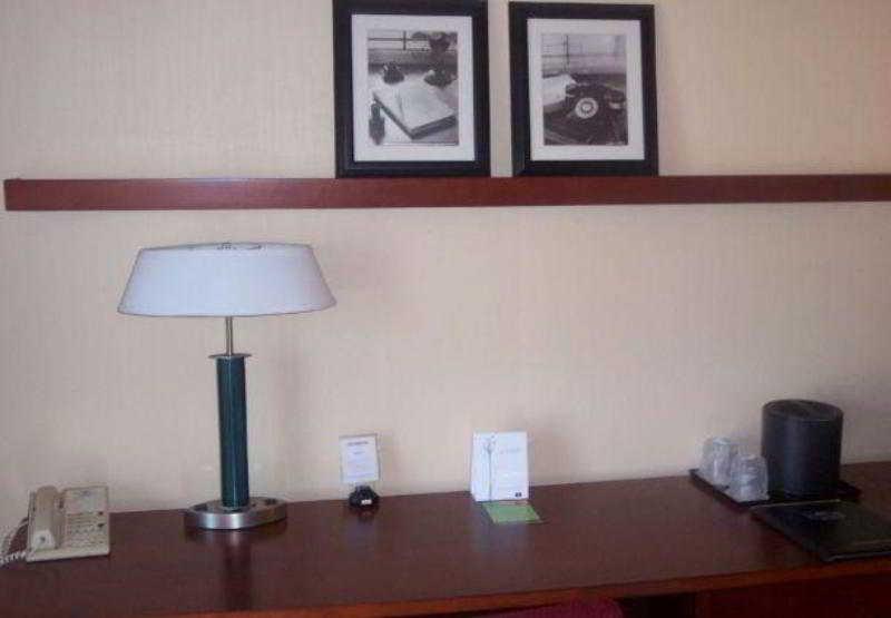Courtyard By Marriott Minneapolis-St. Paul Airport Mendota Heights Rum bild
